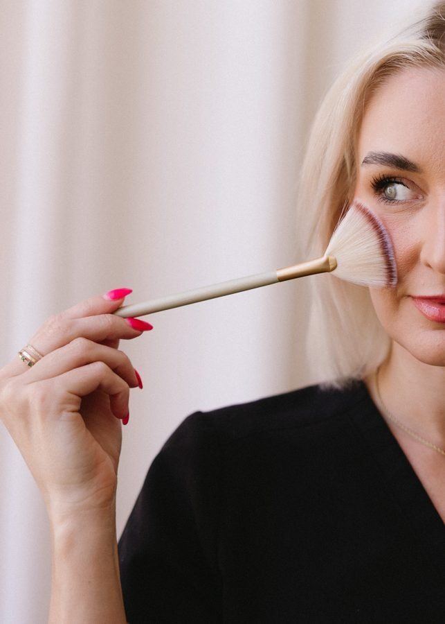 Privé Aesthetics — chemical peel application